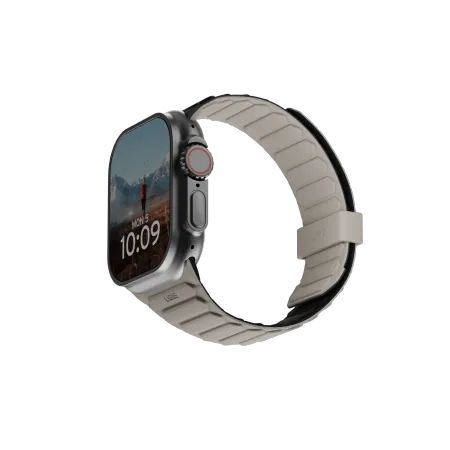 UAG Urban Armor Gear Pathfinder Apple Watch 4/5/6/7/SE/SE2/8/9/10/Ultra 1/2 44/45/49mm brown